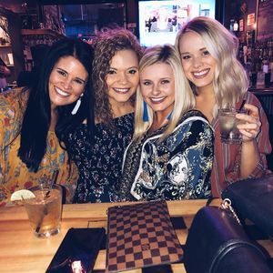 Meet your Posher, Gabrielle